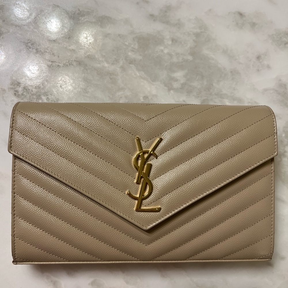 Saint Laurent wallet on chain